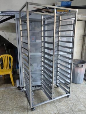 ESCABILADERO 2 Escabiladero de Producción 24 Latas